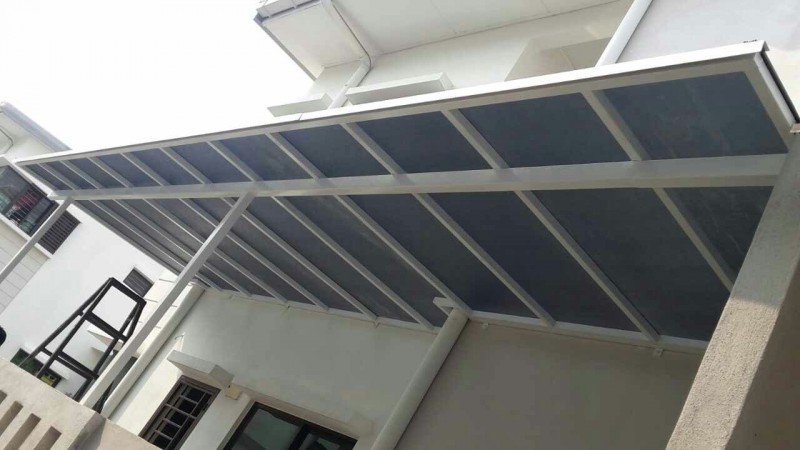 Polycarbo<em></em>nate Awning - 01