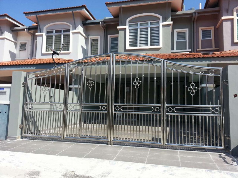 Stainless Steel Folding Gate - 02