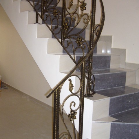Wrought Iron Staircase Handrail图2
