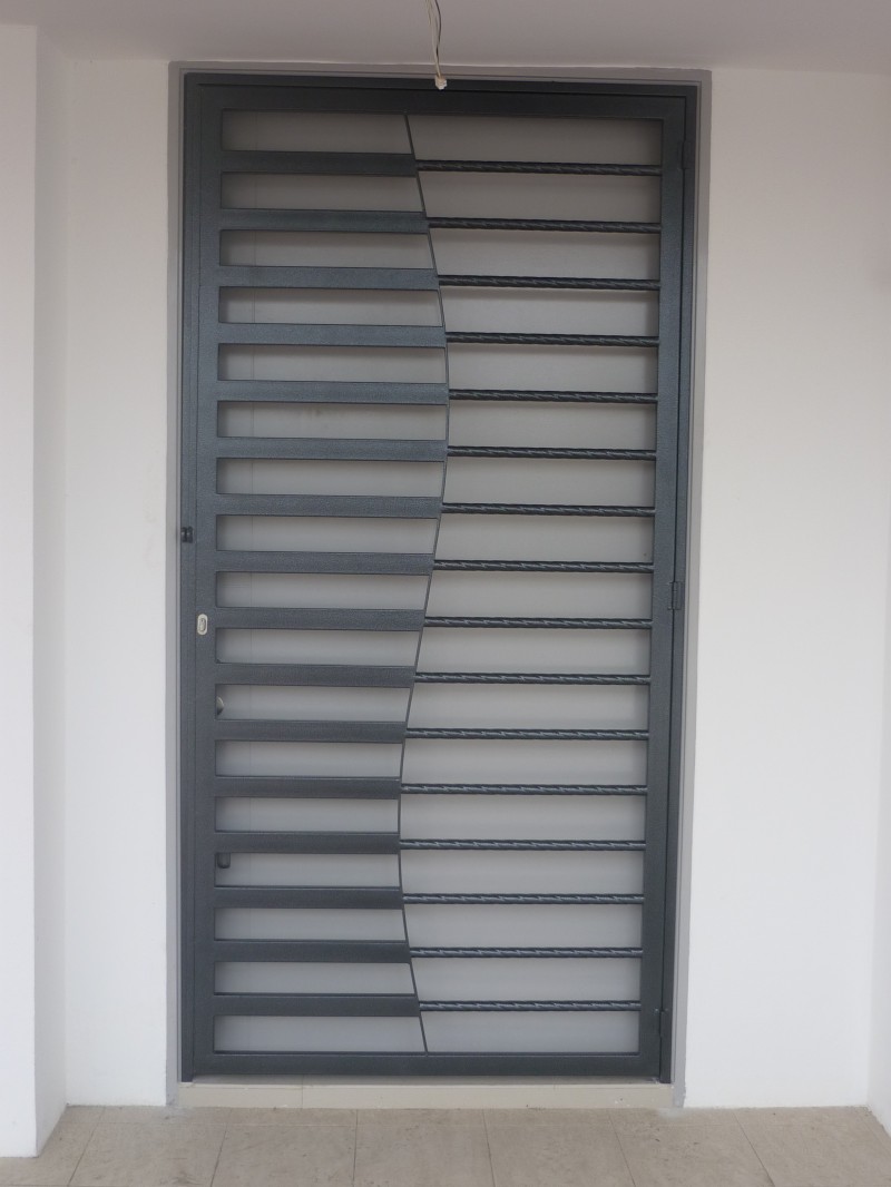 Mild Steel Main Door Grille - 02 Mild Steel Main Door Grille - 02