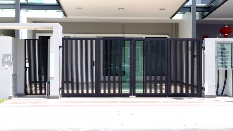 Mild Steel Folding Gate - 02 Mild Steel Folding Gate - 02