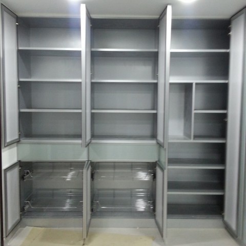 wardrobe with 3G door图3