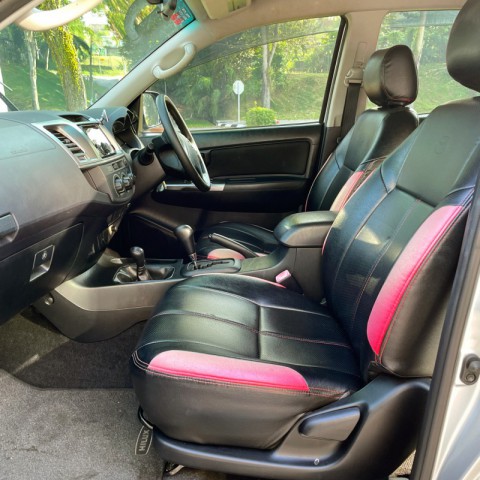 Toyota Hilux 2.5 vnt Auto图9