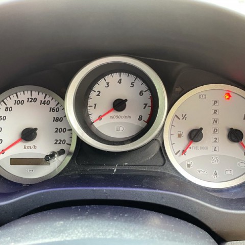 Toyota Rav4 L 2.0 vvti AWD图7