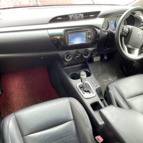 Toyota Hilux 2.4G 2016 Auto图7