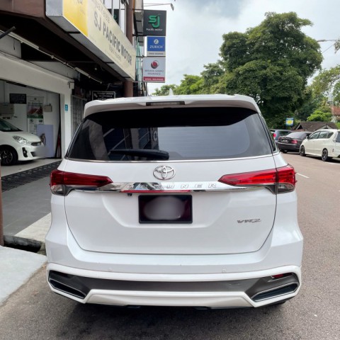 Toyota Fortuner 2.4 VRZ Intercooler Turbo 4x4 Diesel图4