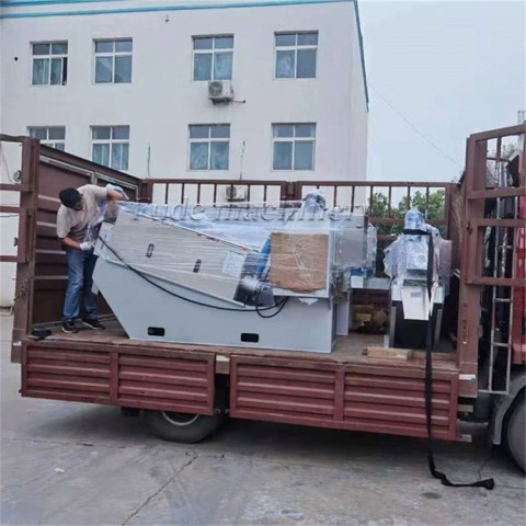 Detailed Introduction to Stacked Screw Solid Liquid Separators图3